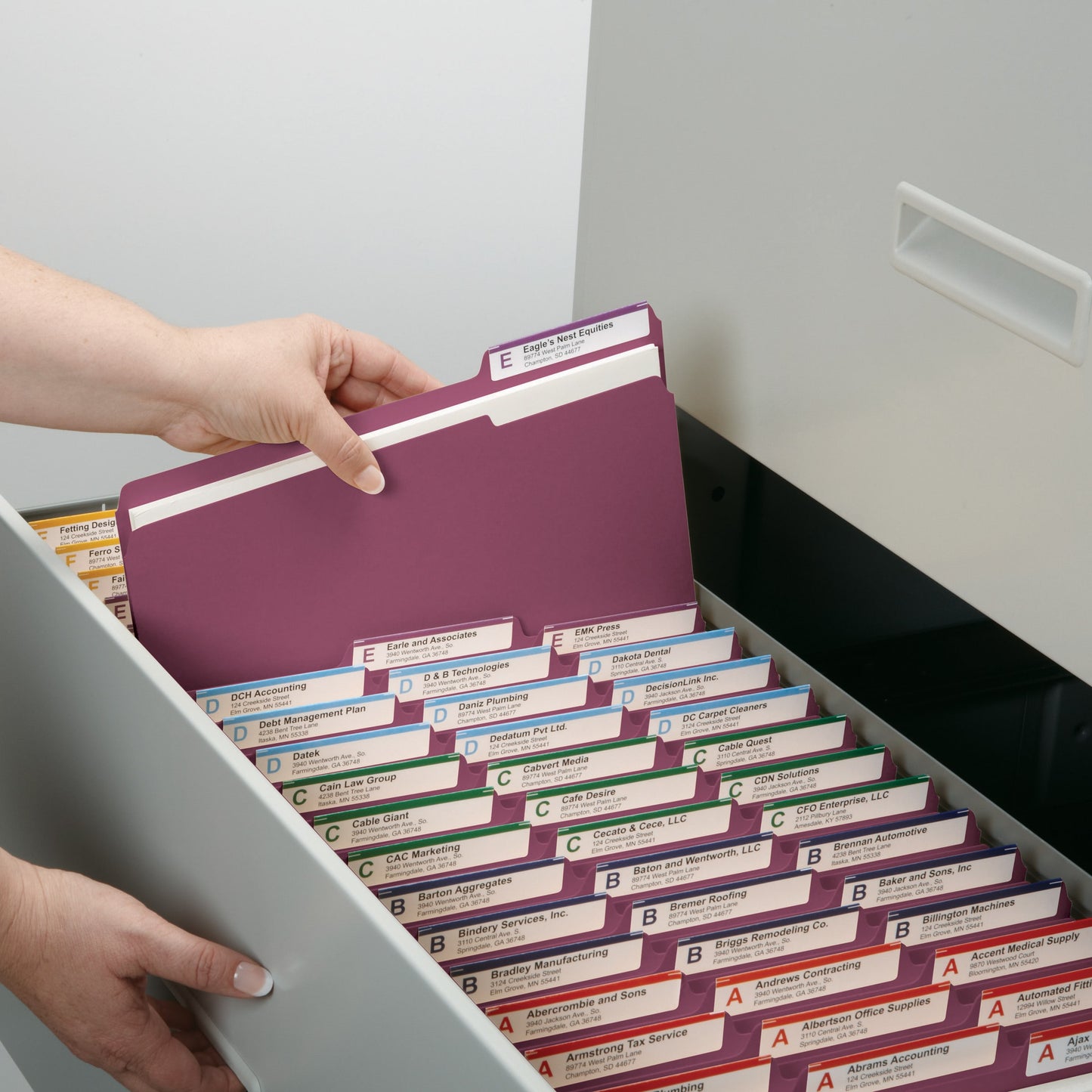 Standard File Folders, 1/3-Cut Tab, Maroon Color, Letter Size, Set of 100, 086486130936